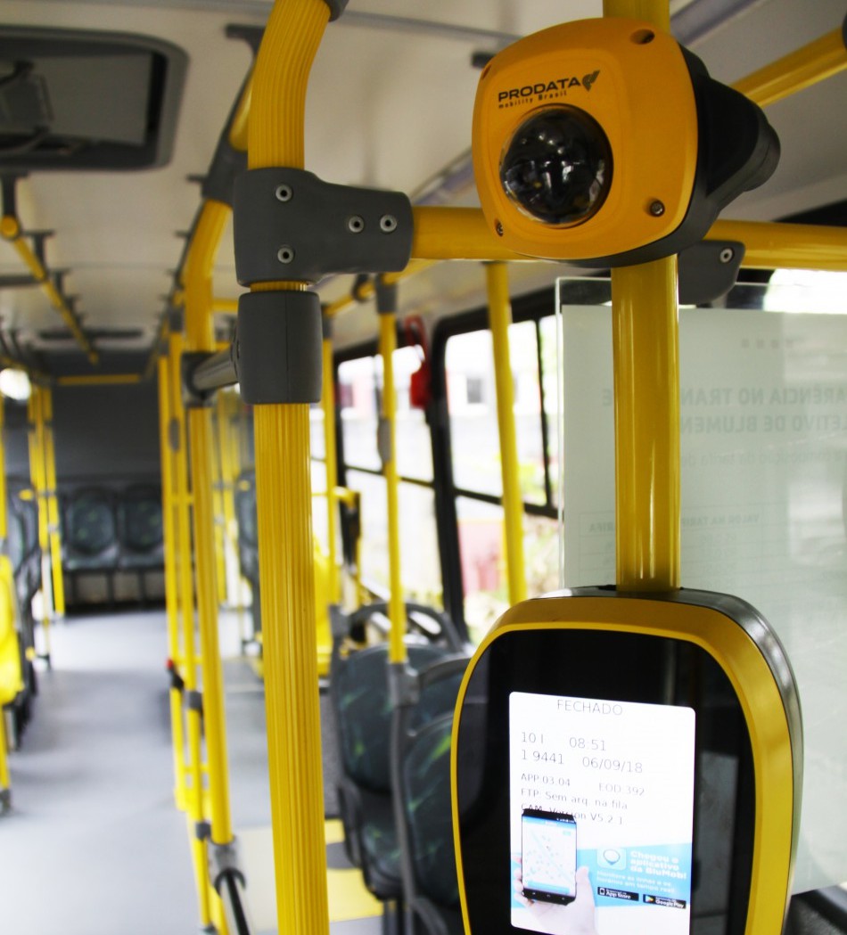 Mais de 1,2 mil cartões foram bloqueados por uso indevido no transporte coletivo de Blumenau em 2025