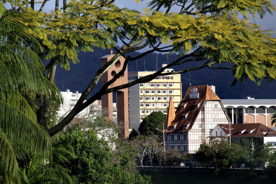 Renovar Blumenau 2025 chega a 2,5 mil adesões