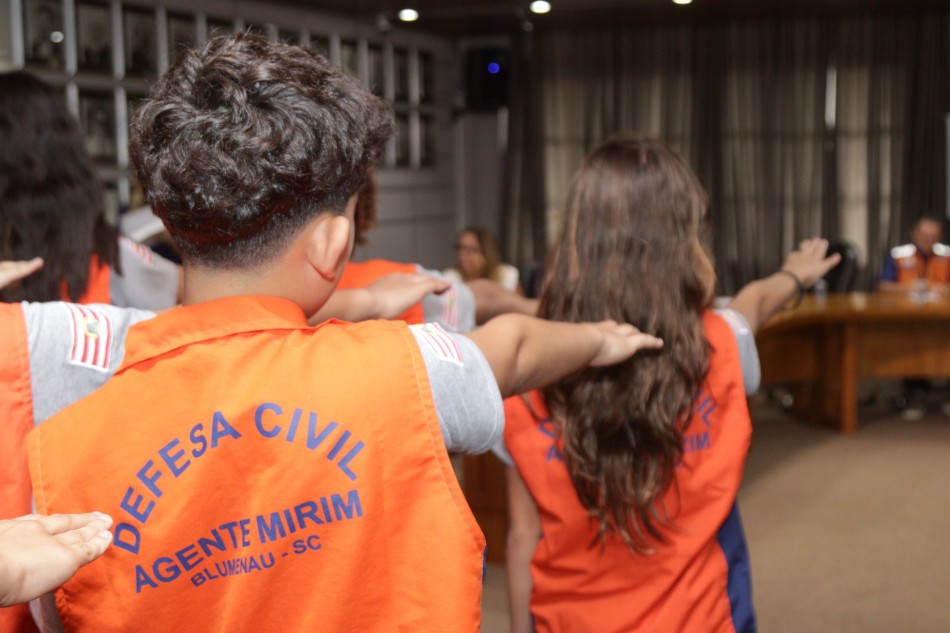 Projetos Educacionais da Defesa Civil iniciam atividades de 2025 com cerimônia de abertura