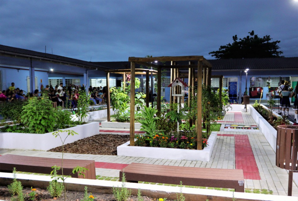 Jardim Sensorial Sustentável é inaugurado na EBM Profª Adelaide Starke