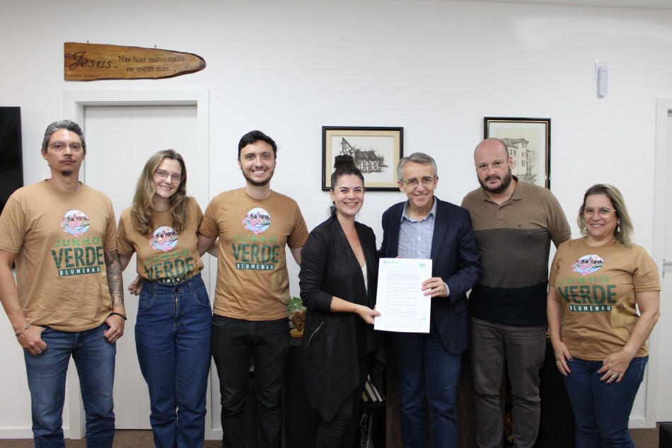 Prefeitura de Blumenau firma termo de adesão junto à rede ICLEI