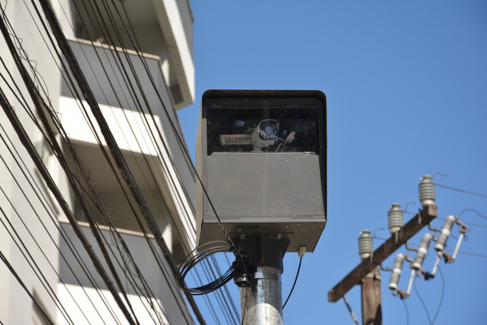 Blumenau avança em etapa de testes com controladores e medidores de velocidade