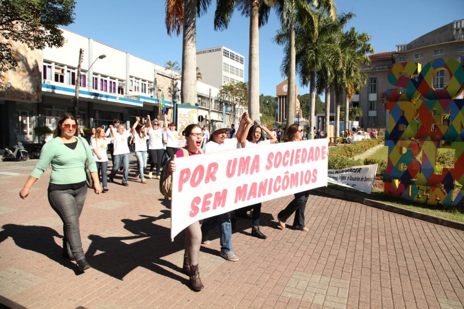 Secretaria de Saúde e Enloucrescer promovem Dia da Luta Antimanicomial