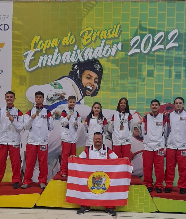 Atletas de Blumenau conquistam medalhas na Copa Brasil de Taekwondo
