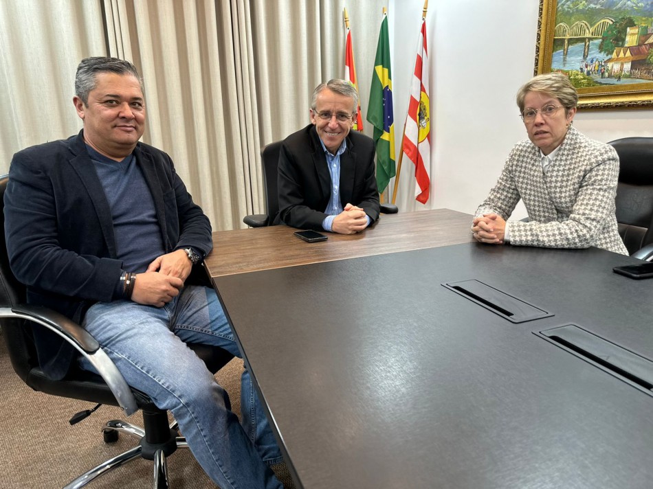 Almir Vieira assumirá como prefeito em exercício por uma semana em setembro