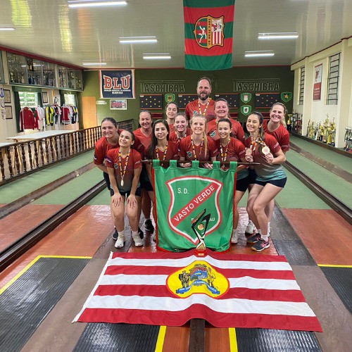 Bolão 16 feminino de Blumenau busca o bicampeonato da Taça Brasil de Clubes