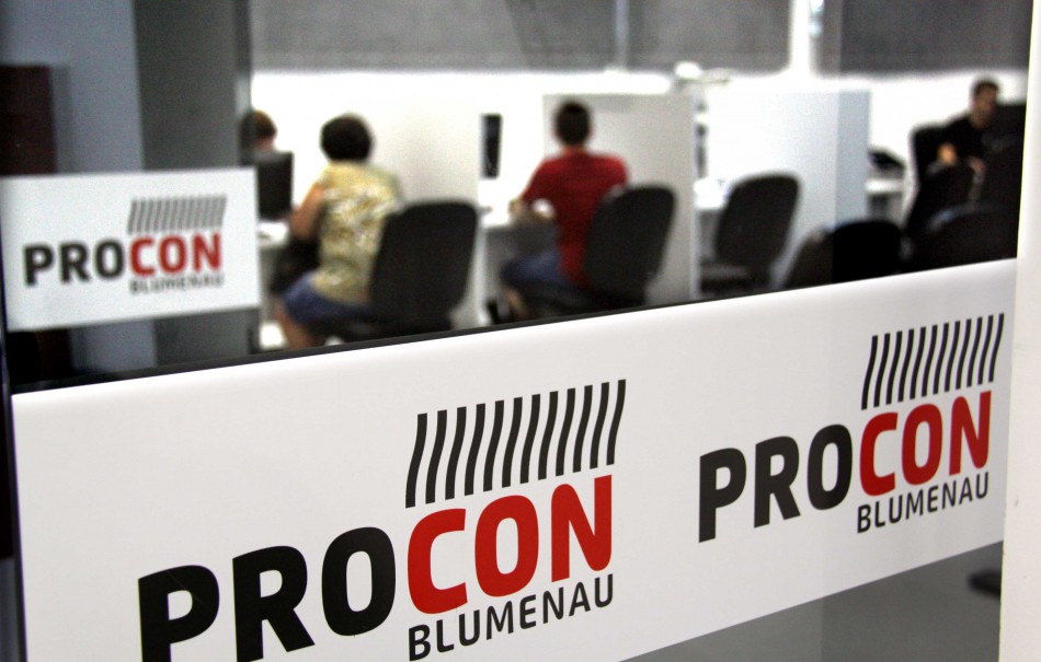 Procon de Blumenau participa em Brasília de reunião do Sistema Nacional do Consumidor 