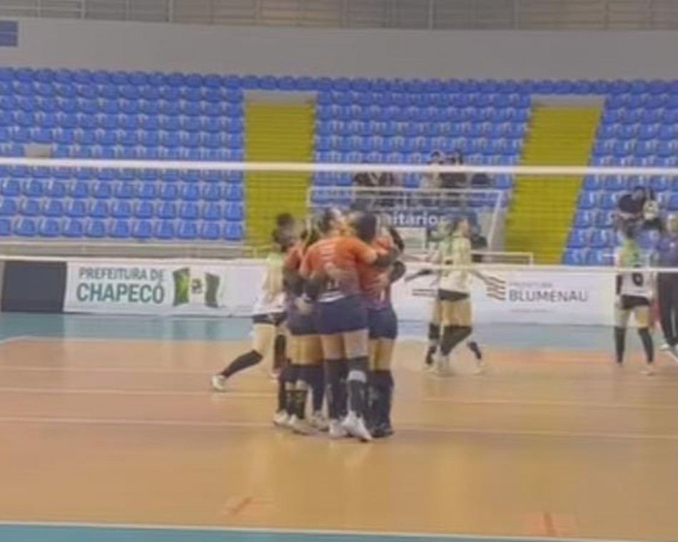 Bluvolei faz dois amistosos preparatórios para a Superliga Feminina