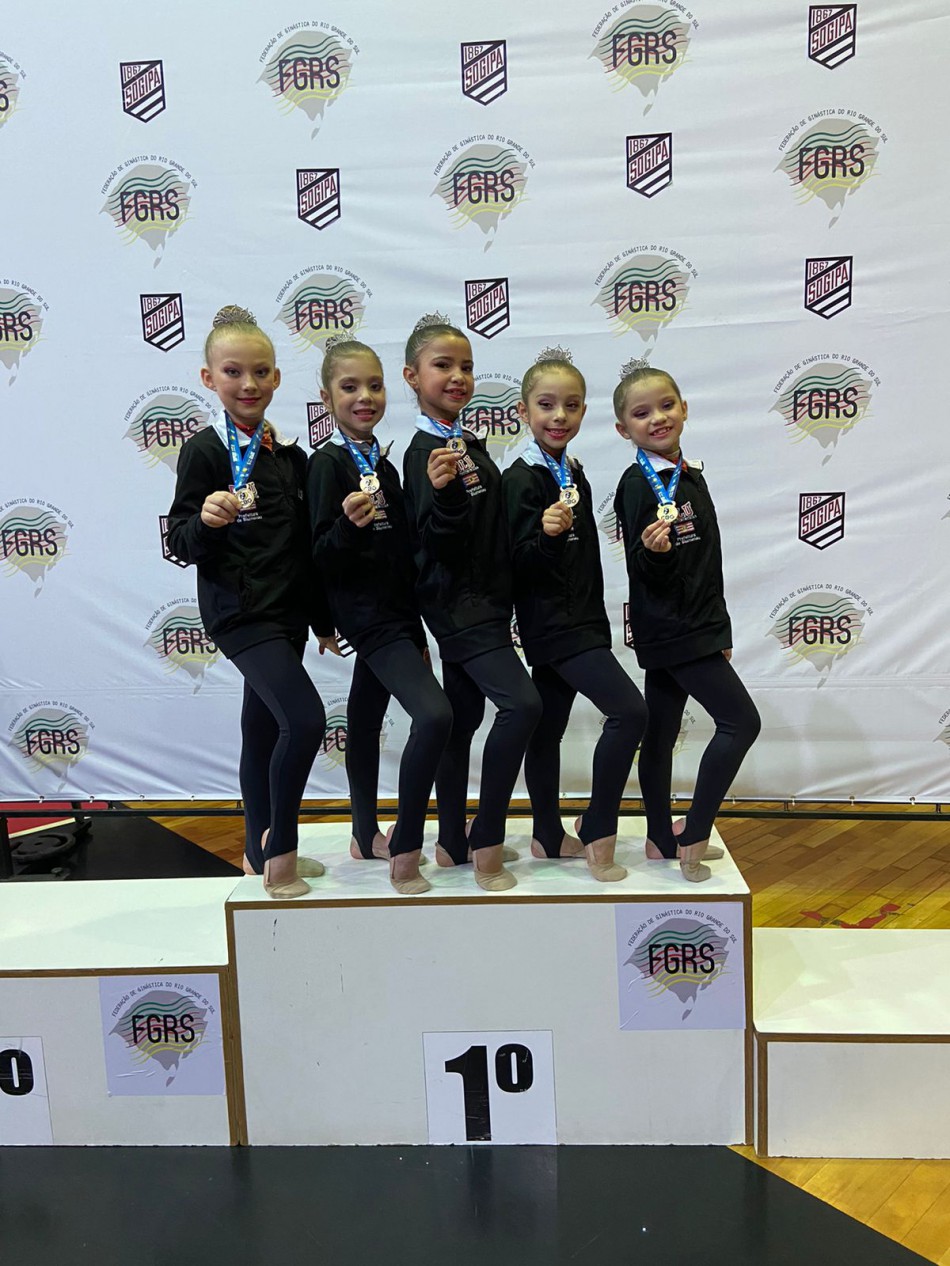 Conjunto pré-infantil de Ginástica Rítmica conquista medalha de ouro no Torneio Regional Sulconquista medalha de ouro no Torneio Regional Sul