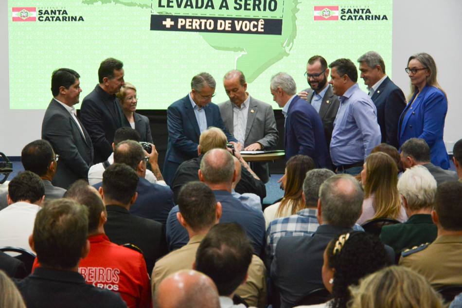 Aeroporto de Blumenau vai receber voos comerciais durante a Oktoberfest