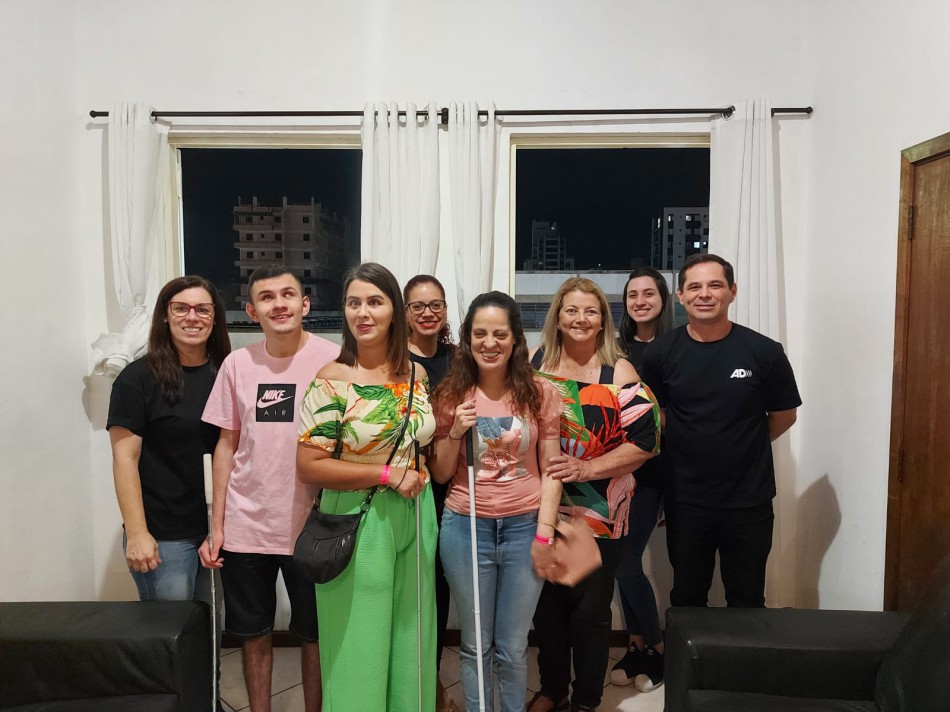 Desfile com audiodescrição encanta pessoas com deficiência visual que prestigiaram o evento