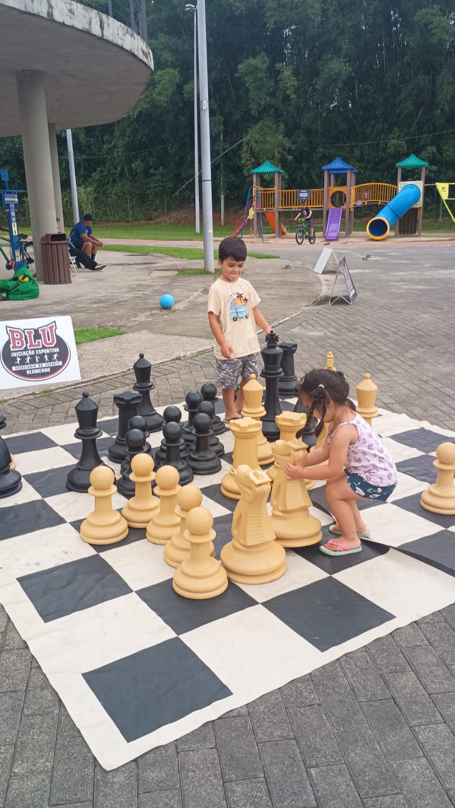 Sábado de atividades esportivas no Parque Ramiro fecha Férias no Parque de verão