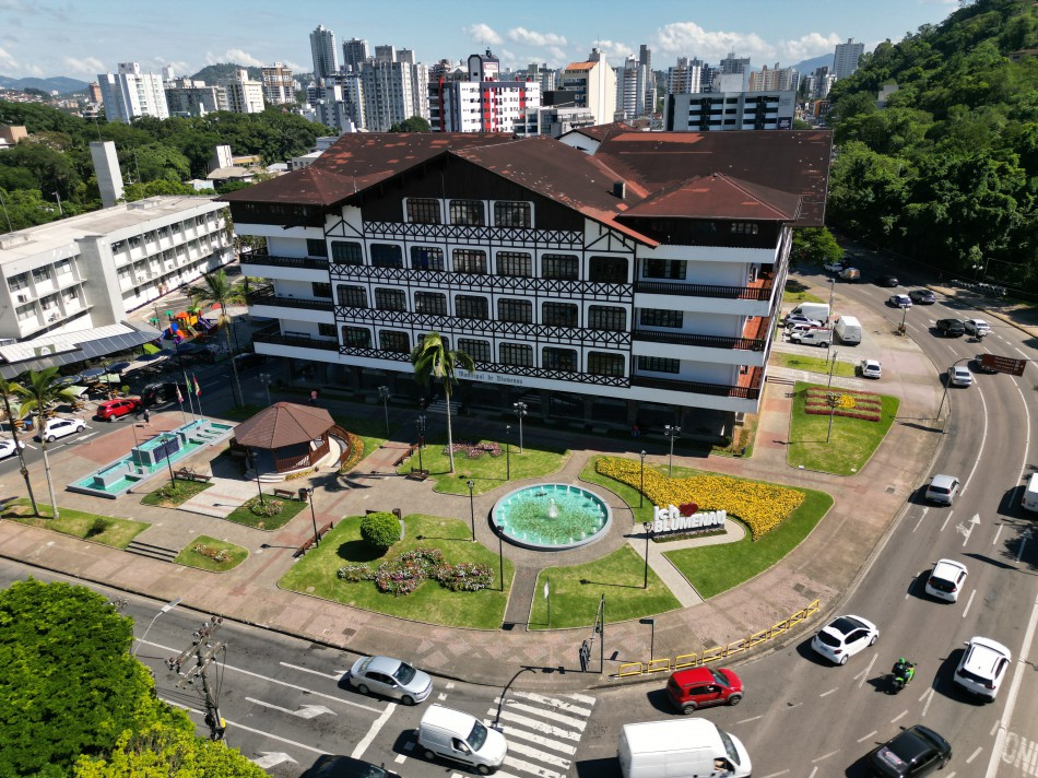 Prefeitura de Blumenau inicia convocação de mais de 430 profissionais da Educação aprovados em concursos públicos
