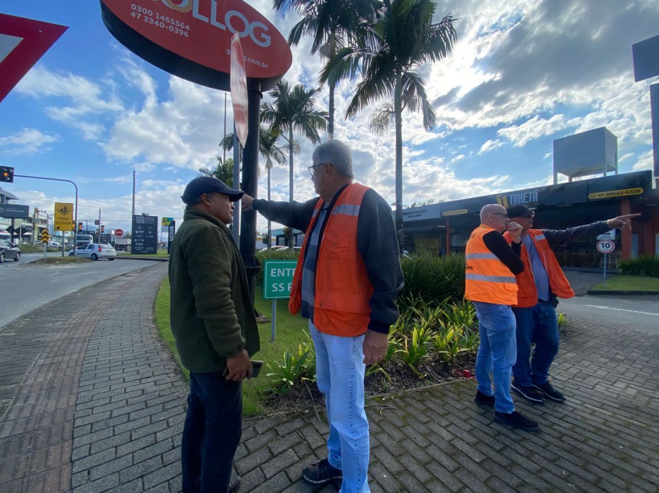Prefeitura de Blumenau inicia desapropriações para triplicação da Rua Dr. Pedro Zimmermann