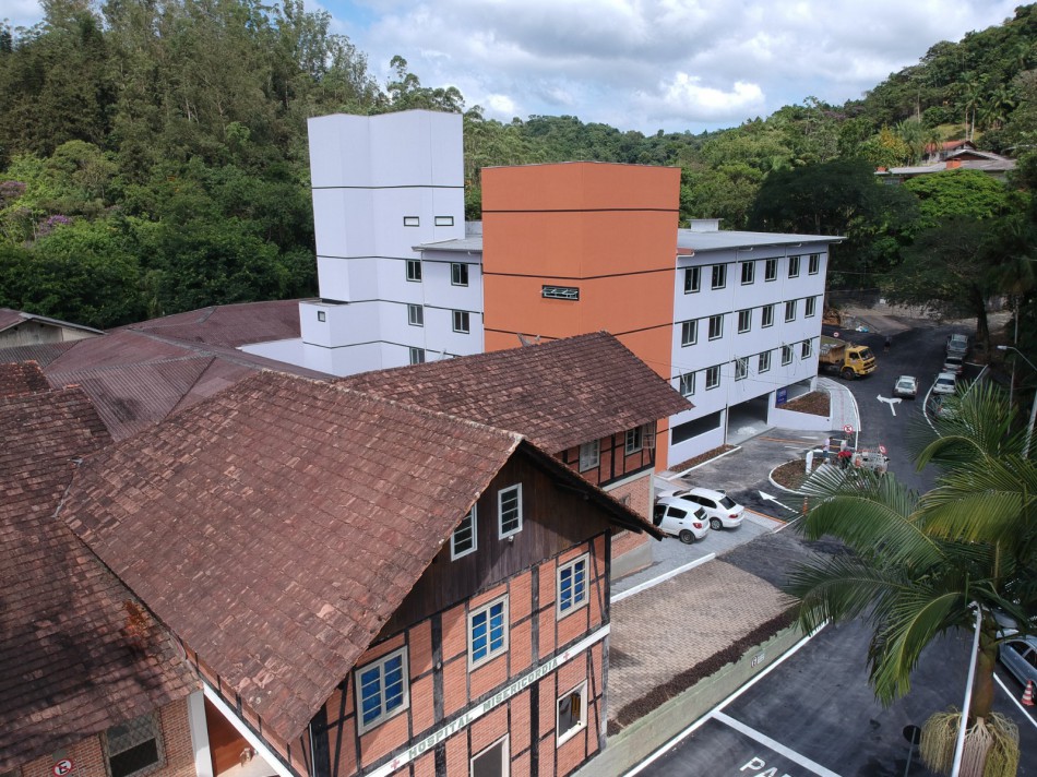 Hospital Misericórdia passa a realizar cirurgias para retirada de cálculos renais