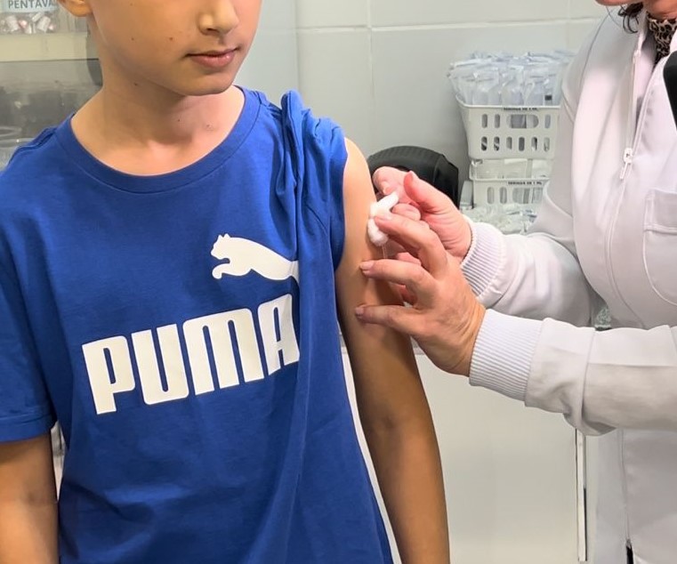 Vacina contra a dengue segue disponível nas unidades de saúde de Blumenau