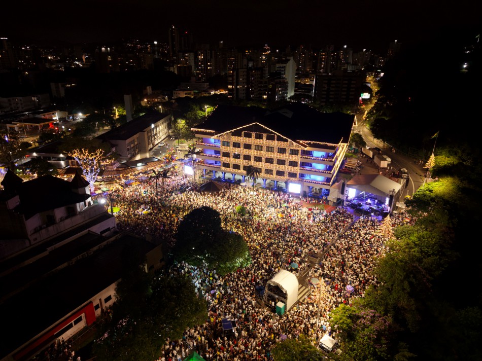 Réveillon em Blumenau se destaca como uma das festas mais seguras do Estado