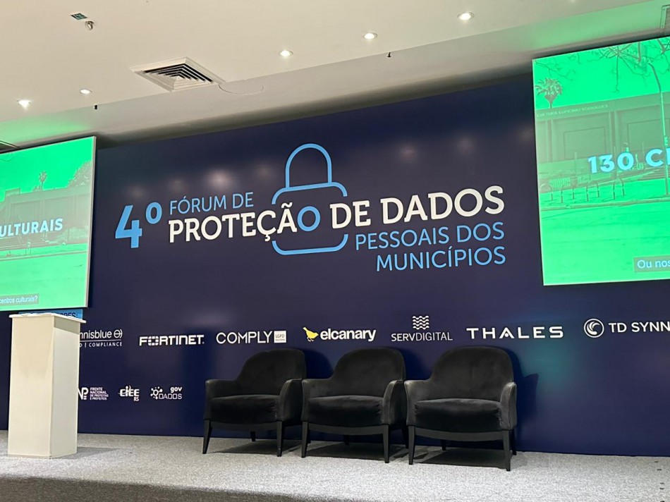 Blumenau participa do 4º Fórum de Proteção de Dados Pessoais dos Municípios