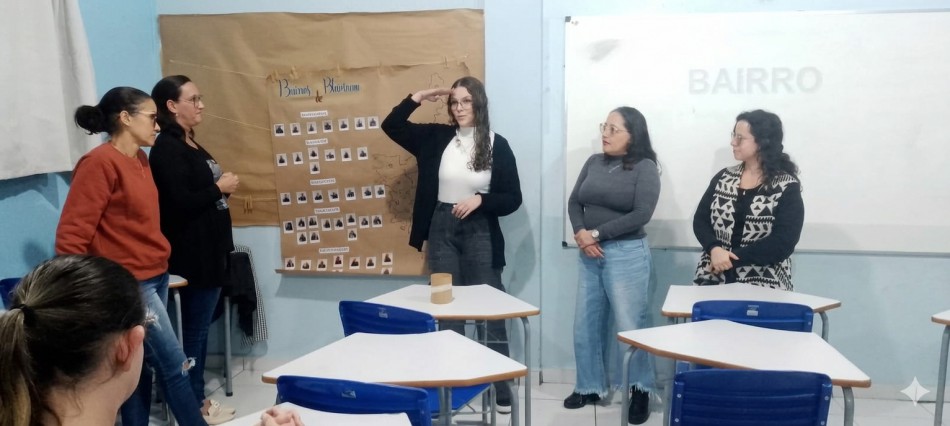 Prefeitura de Blumenau promove cursos de Libras para fortalecer inclusão na educação