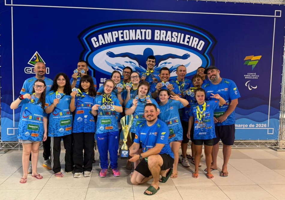 Equipe de natação do Paradesporto de Blumenau conquista vice-campeonato inédito