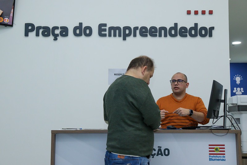 Prefeitura leva serviços voltados ao empreendedor para o Garcia neste sábado