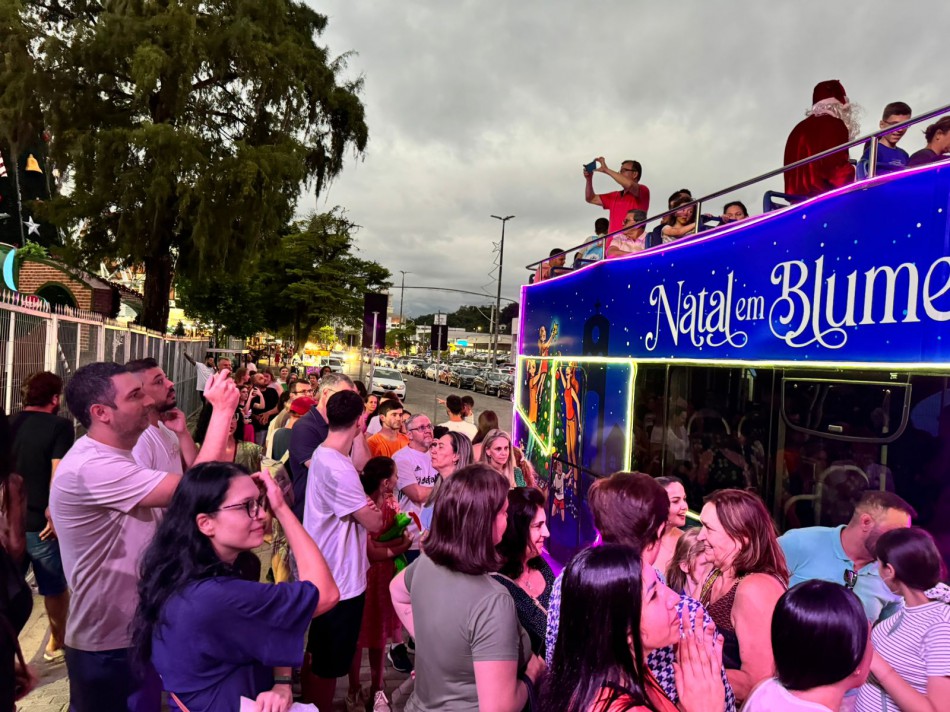 City Tour Blumenau terá quatro passeios panorâmicos extras com a temática do Natal