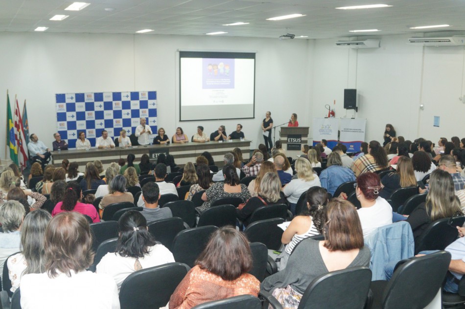 Dia Nacional de Combate ao Abuso e Exploração Sexual de Crianças e Adolescentes é tema de seminário