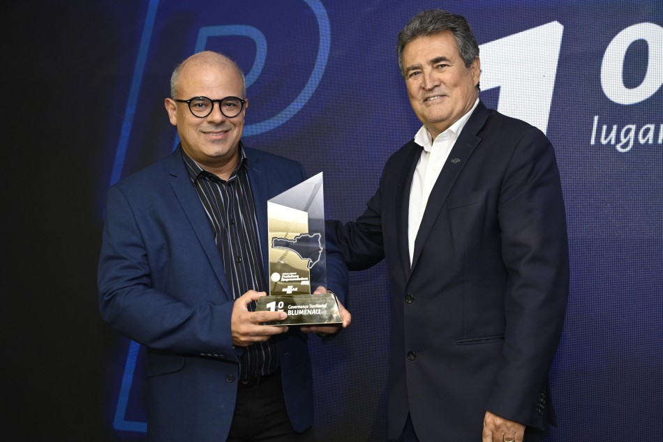 Governança de Blumenau ganha Troféu Ouro no prêmio Sebrae Prefeitura Empreendedora