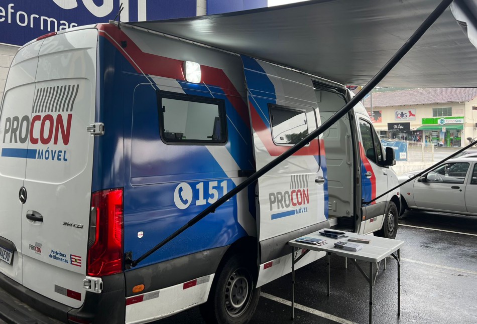 Procon Móvel atende o bairro Itoupava Central