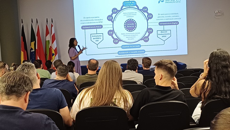 Aproximação entre instituições de ensino e empresários é tema de encontro em Blumenau