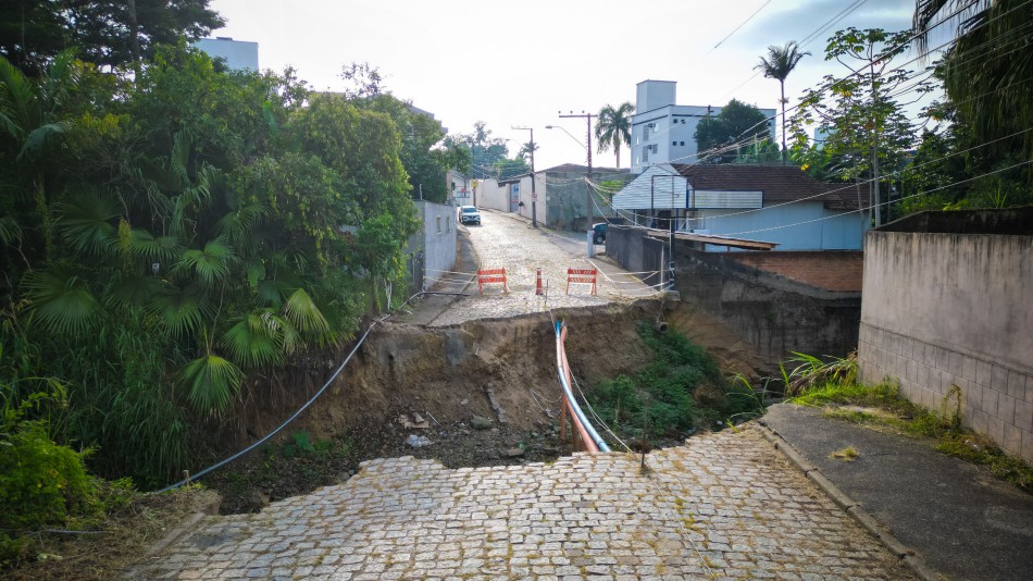 Obra de recuperação da Rua Fides Deeke começa na próxima segunda-feira, dia 12