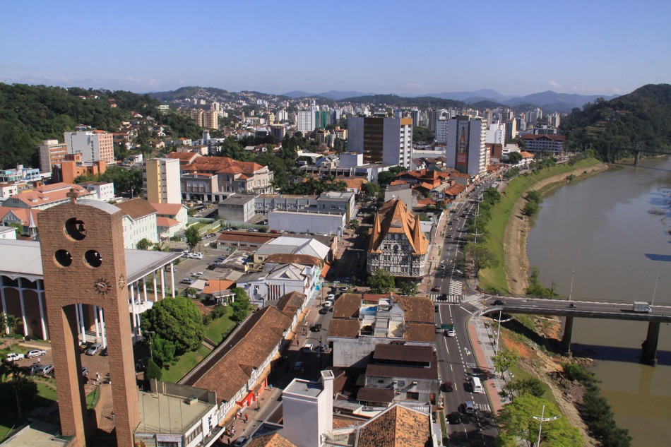 Prefeitura de Blumenau disponibiliza emissão ou renovação do Alvará de Localização e Funcionamento