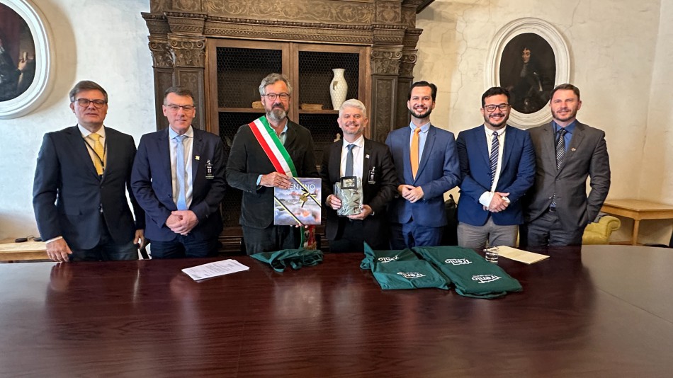 Blumenau dá passo histórico para se tornar cidade-irmã de Trento, na Itália