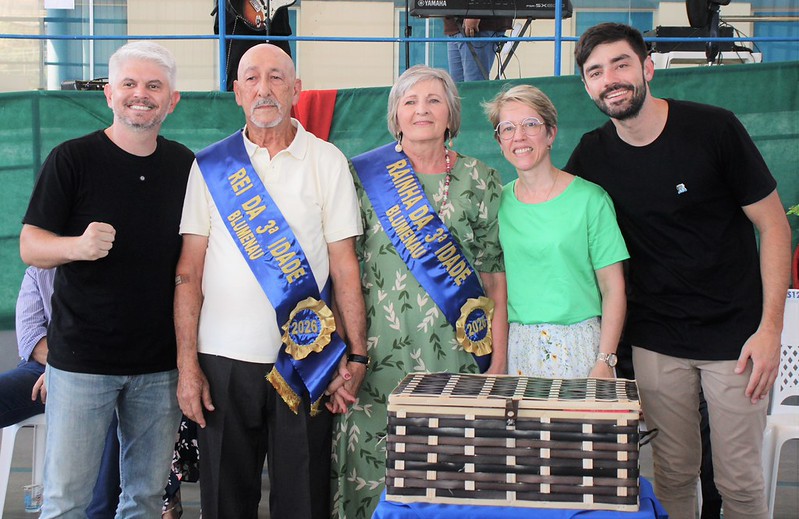 Conheça o novo Rei e a nova Rainha 60+ de Blumenau