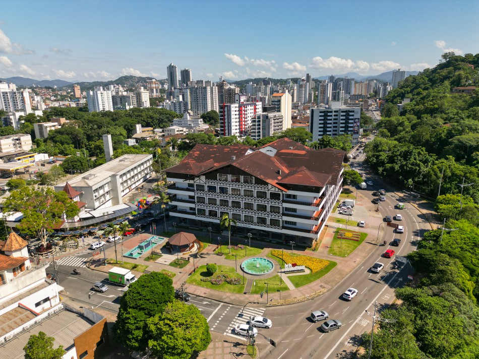 Ritmo de contratações segue aquecido neste início de ano em Blumenau