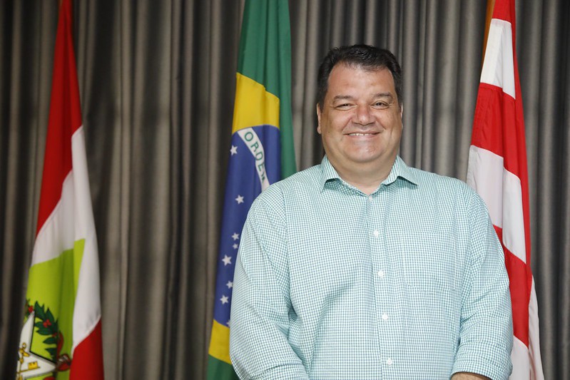 Prefeitura de Blumenau indica Anderson Rosa como novo presidente do Issblu